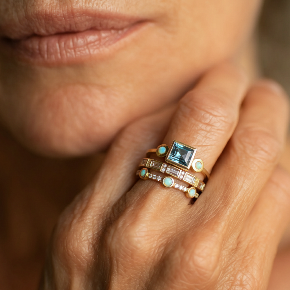 Conjunto de Anéis Vintage com Cristais Azuis