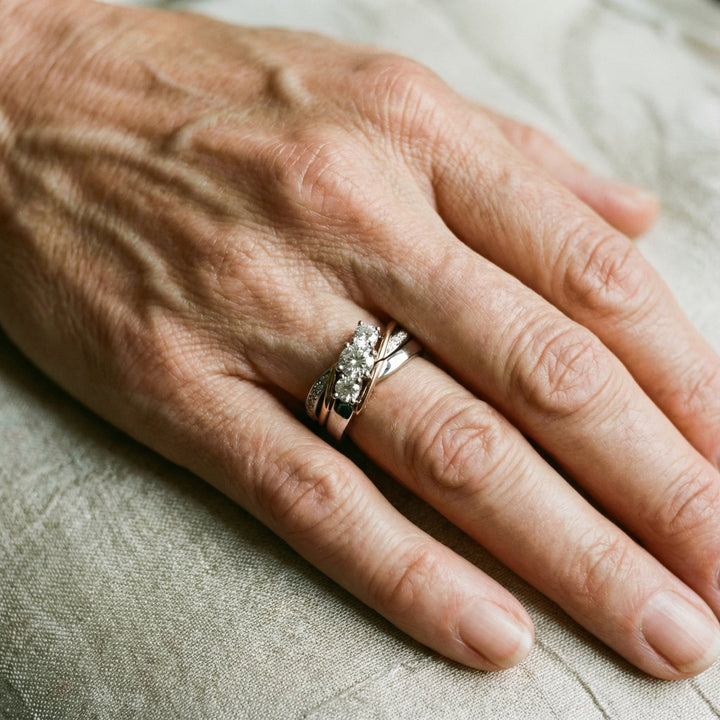 Anel Vintage em Ouro e Prata com Zircônia