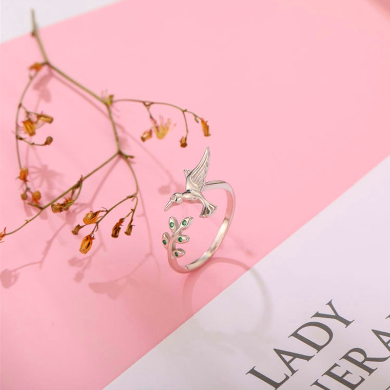 Anel Beija-flor com zircônias verdes em prata