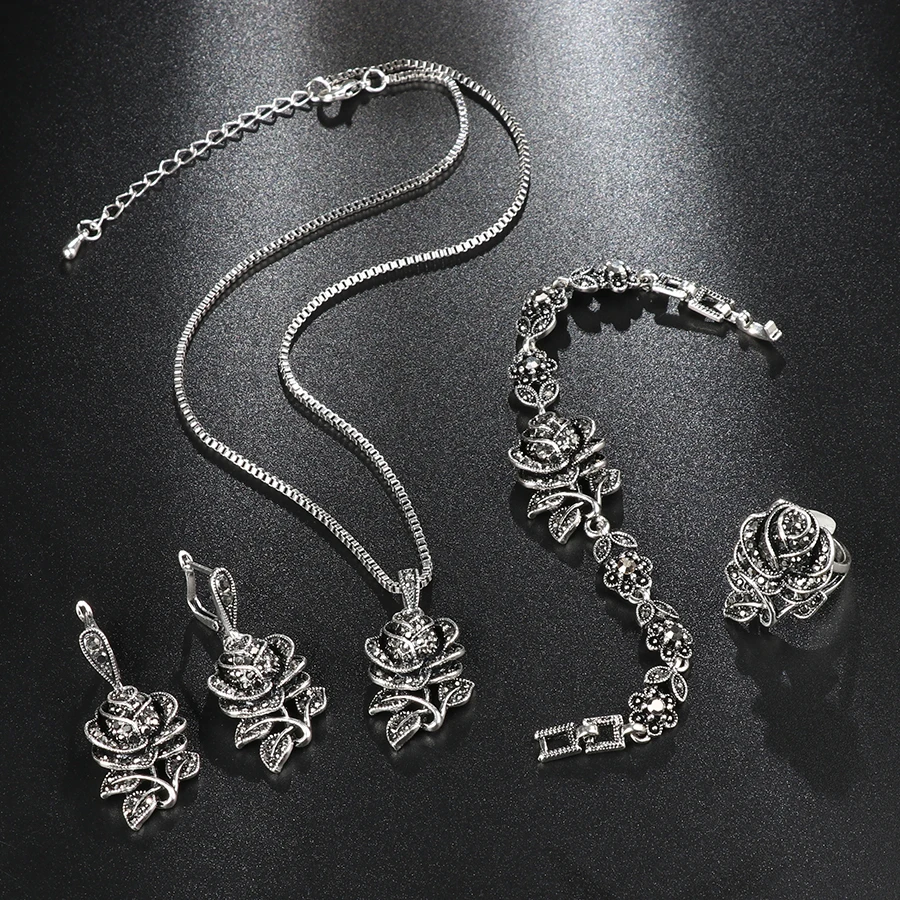 Elegante Conjunto em Prata com Zircônia